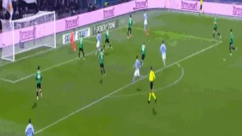 杰克逊-欧文头球梅开二度，助澳大利亚5-1大幅领先印尼